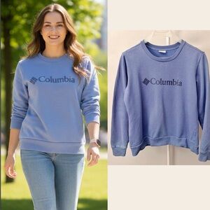 Columbia Oversized Blue Casual Crew Neck Pull Over Logo Front Sweatshirt.